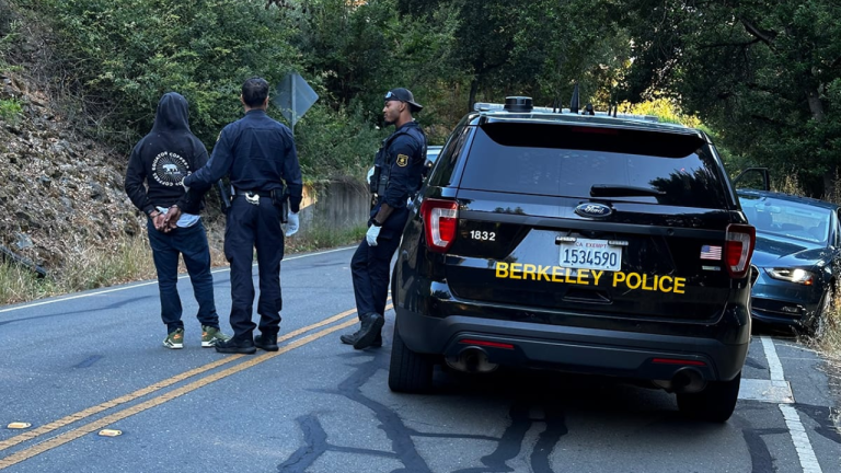 Berkeley Officer Suffers Injury in Stolen Car Pursuit, Suspects in Custody!