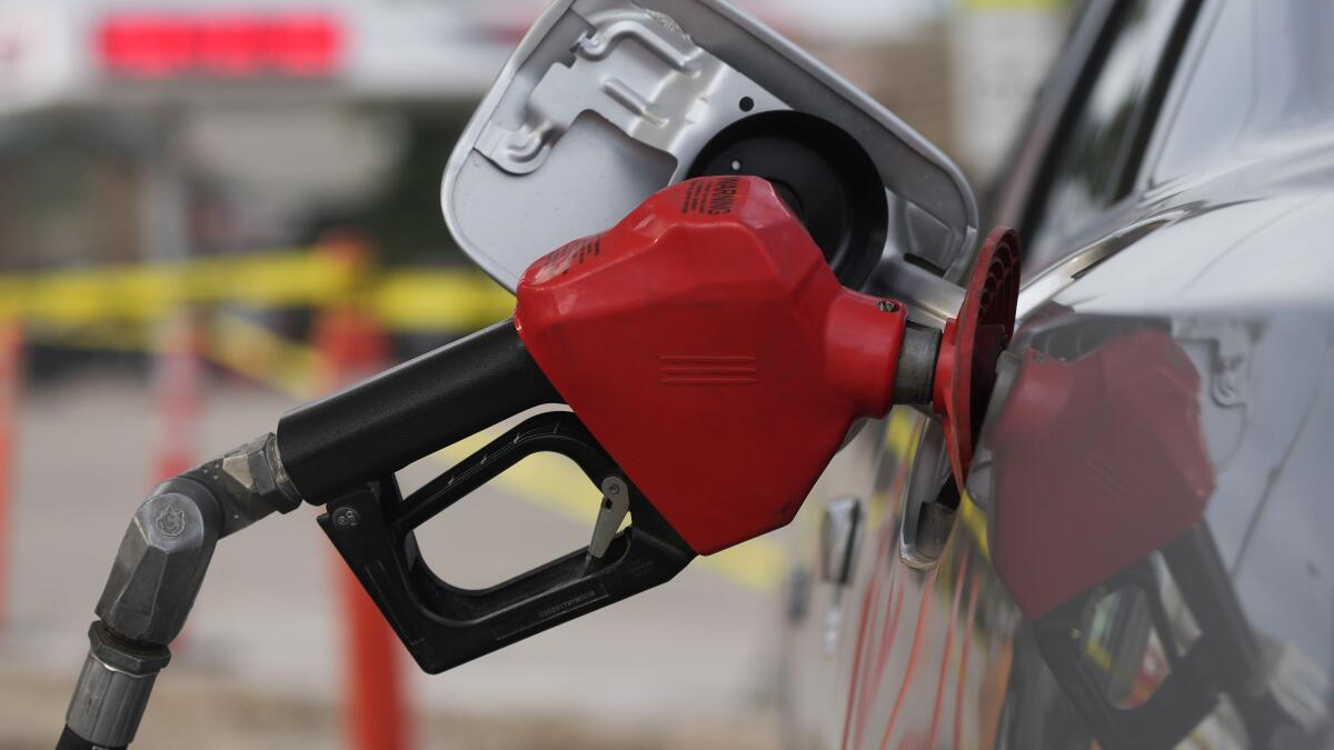 California Adopts Stricter Carbon Fuel Policy, Gas Prices Could Rise